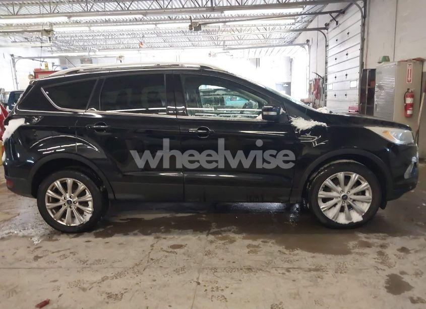 Photo 13 of 2017 Ford Escape TITANIUM (VIN 1FMCU9JD4HUA30805)