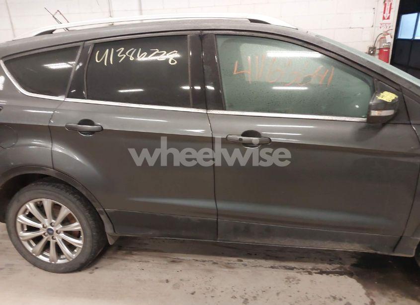 Photo 13 of 2017 Ford Escape TITANIUM (VIN 1FMCU9JD4HUE36289)