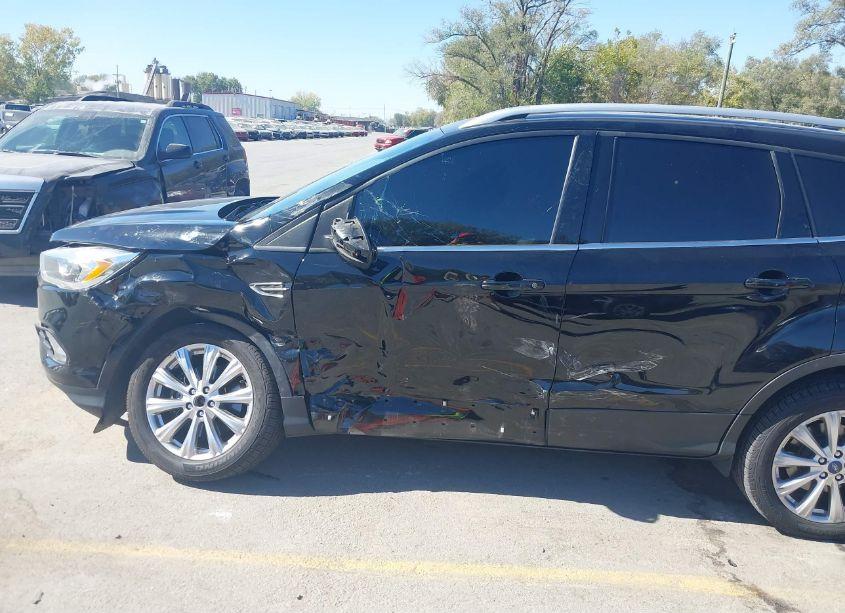 Photo 6 of 2017 Ford Escape TITANIUM (VIN 1FMCU9JD5HUB55733)