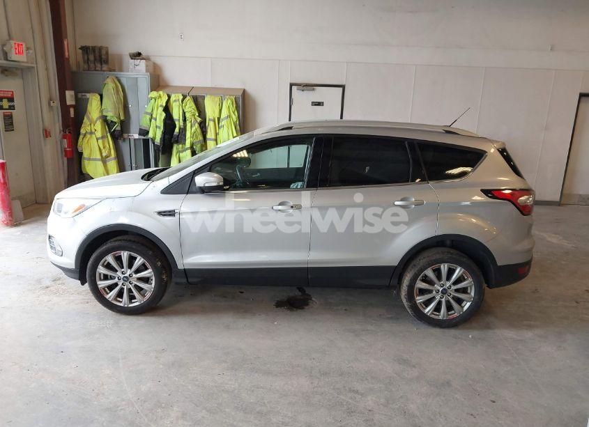 Photo 13 of 2017 Ford Escape TITANIUM (VIN 1FMCU9JD5HUD32944)