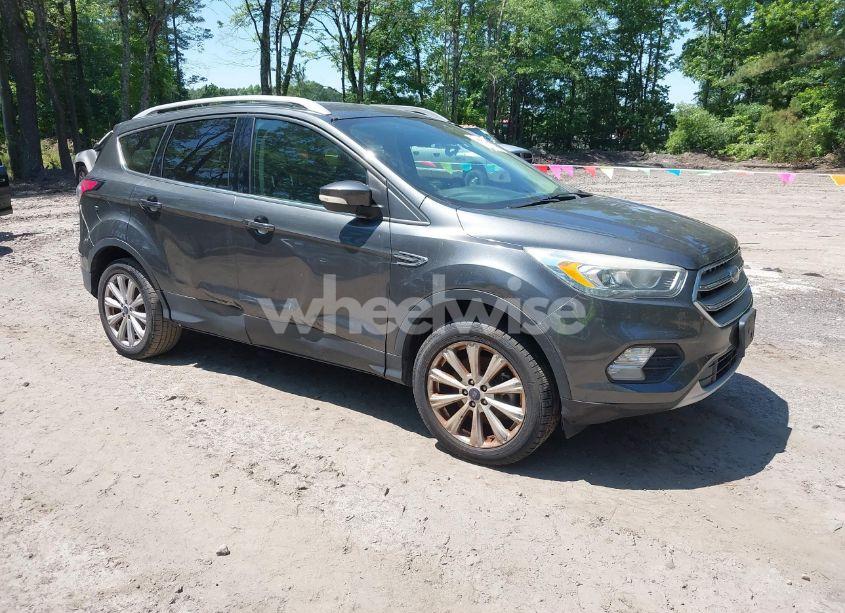 2017 Ford Escape TITANIUM (VIN 1FMCU9JD5HUD71601) main photo