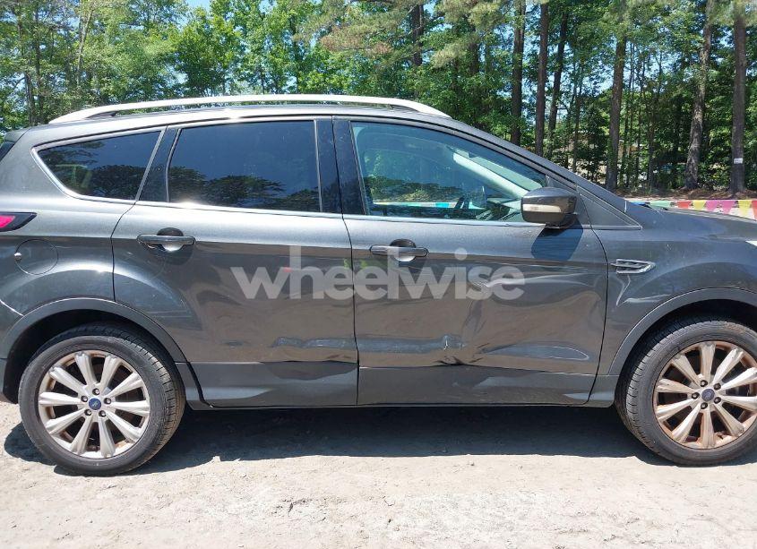 Photo 6 of 2017 Ford Escape TITANIUM (VIN 1FMCU9JD5HUD71601)