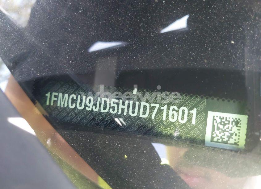 Photo 9 of 2017 Ford Escape TITANIUM (VIN 1FMCU9JD5HUD71601)