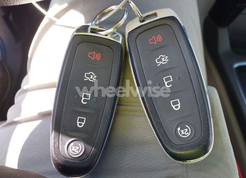 Photo 11 of 2017 Ford Escape TITANIUM (VIN 1FMCU9JD6HUA78340)