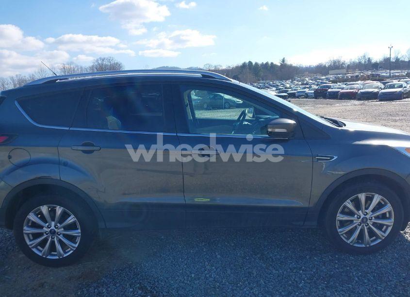 Photo 13 of 2017 Ford Escape TITANIUM (VIN 1FMCU9JD6HUA78340)
