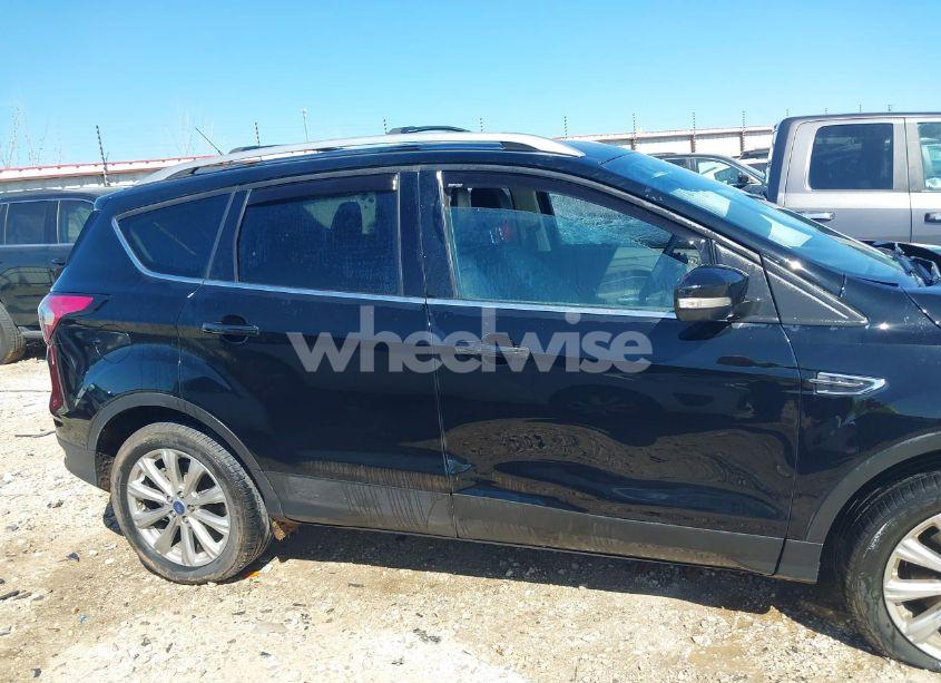 Photo 13 of 2017 Ford Escape TITANIUM (VIN 1FMCU9JD6HUC31329)