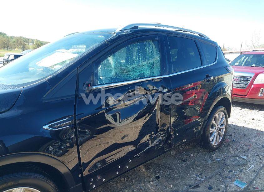 Photo 6 of 2017 Ford Escape TITANIUM (VIN 1FMCU9JD6HUC31329)