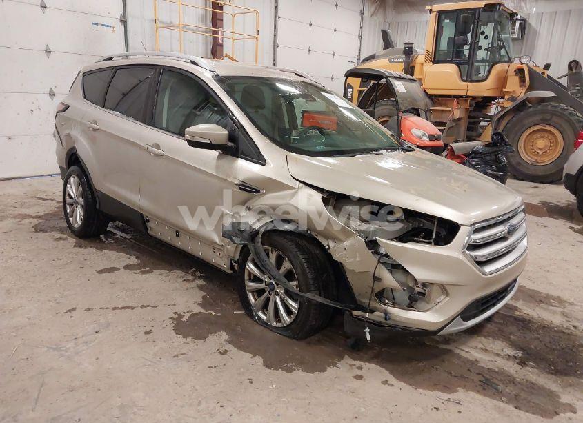 2017 Ford Escape TITANIUM (VIN 1FMCU9JD6HUE45611) main photo
