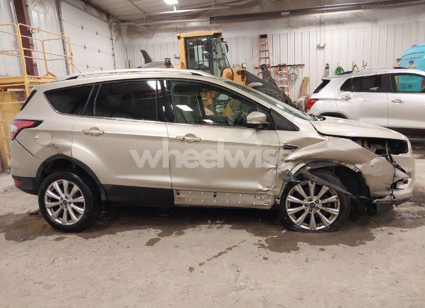 Photo 13 of 2017 Ford Escape TITANIUM (VIN 1FMCU9JD6HUE45611)