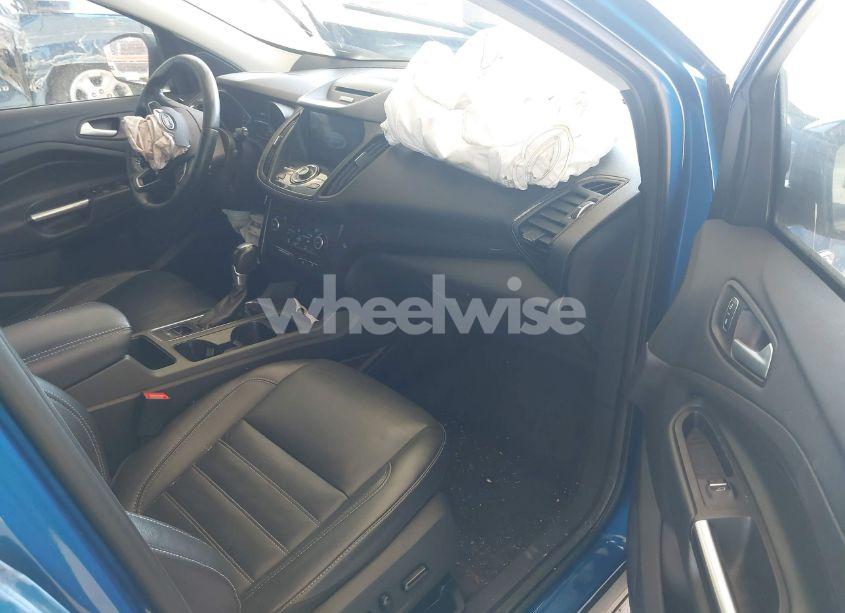 Photo 5 of 2017 Ford Escape TITANIUM (VIN 1FMCU9JD7HUC51931)