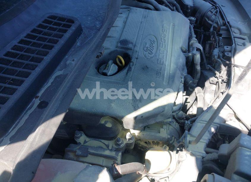 Photo 6 of 2017 Ford Escape TITANIUM (VIN 1FMCU9JD8HUC85523)