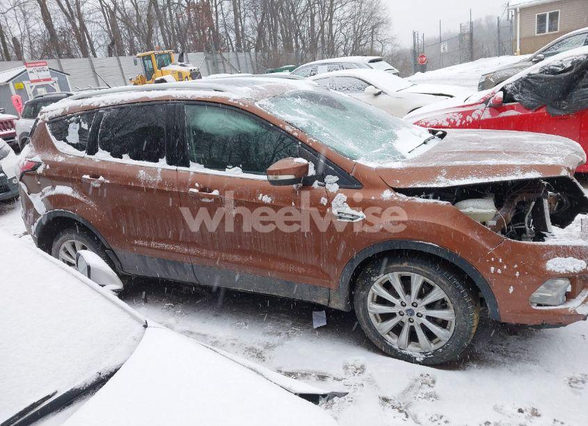 Photo 14 of 2017 Ford Escape TITANIUM (VIN 1FMCU9JD8HUD37359)