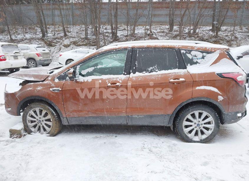 Photo 15 of 2017 Ford Escape TITANIUM (VIN 1FMCU9JD8HUD37359)