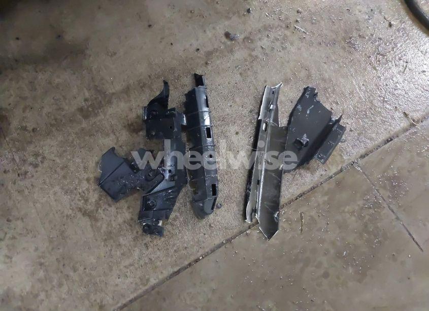 Photo 12 of 2017 Ford Escape TITANIUM (VIN 1FMCU9JDXHUD16223)