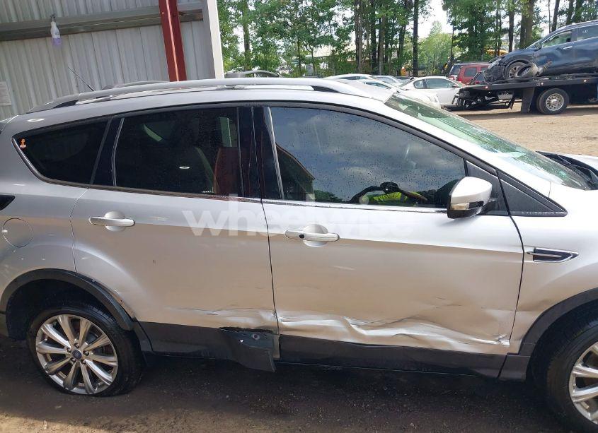 Photo 13 of 2017 Ford Escape TITANIUM (VIN 1FMCU9JDXHUD70895)
