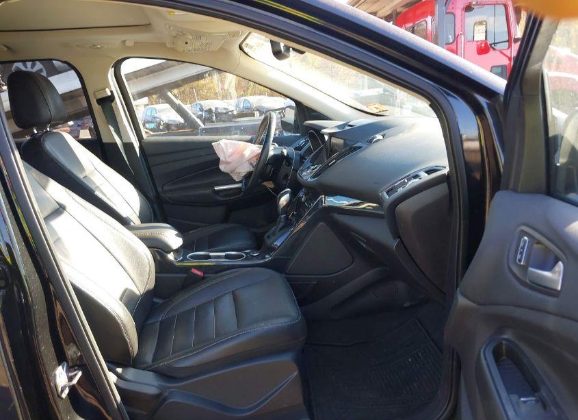 Photo 5 of 2014 Ford Escape TITANIUM (VIN 1FMCU9JX0EUD97920)