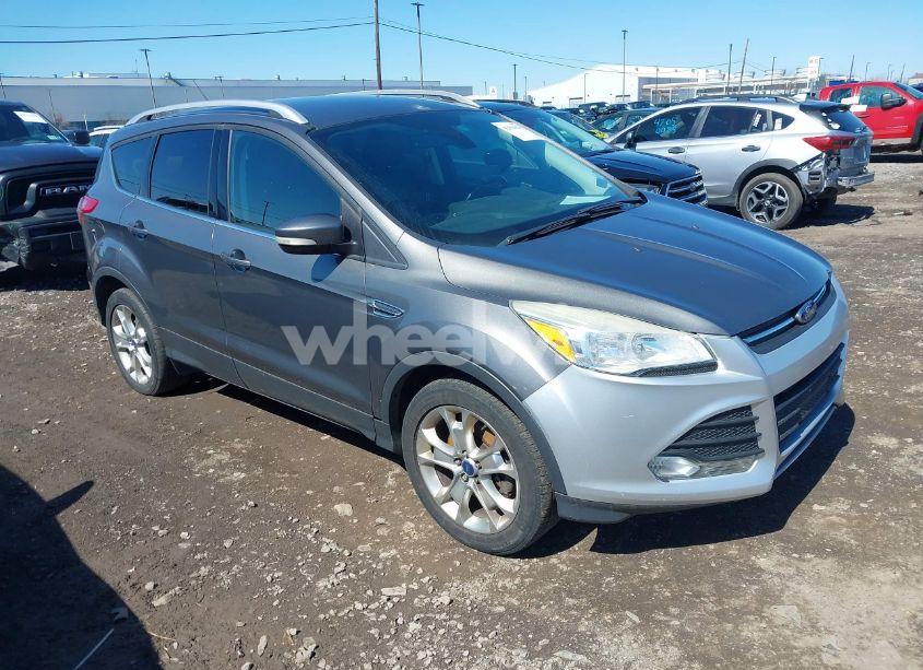 2014 Ford Escape TITANIUM (VIN 1FMCU9JX1EUB94776) main photo
