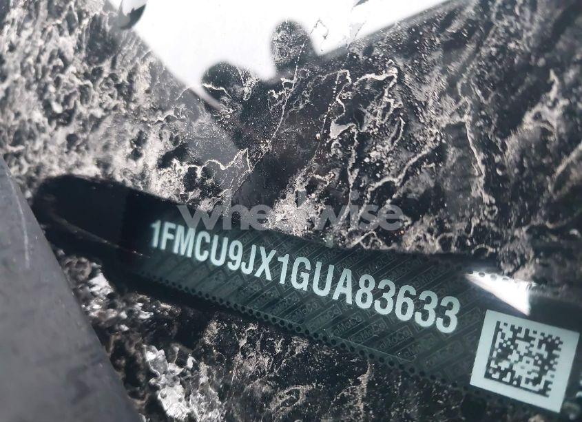 Photo 9 of 2016 Ford Escape TITANIUM (VIN 1FMCU9JX1GUA83633)