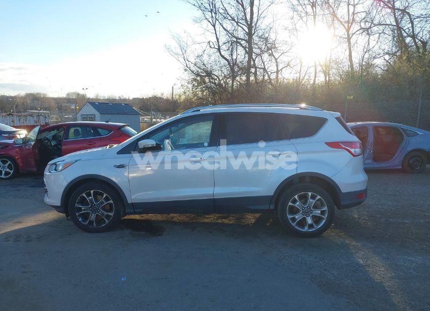 Photo 13 of 2016 Ford Escape TITANIUM (VIN 1FMCU9JX2GUA16751)