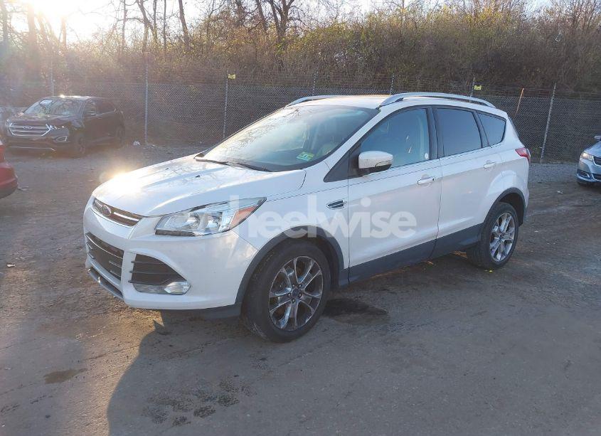 Photo 2 of 2016 Ford Escape TITANIUM (VIN 1FMCU9JX2GUA16751)