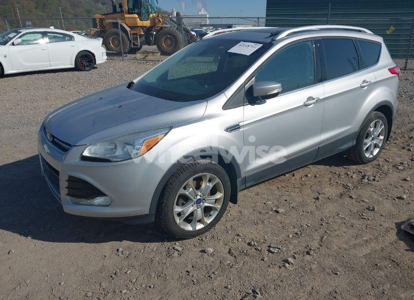 Photo 2 of 2016 Ford Escape TITANIUM (VIN 1FMCU9JX2GUA50916)