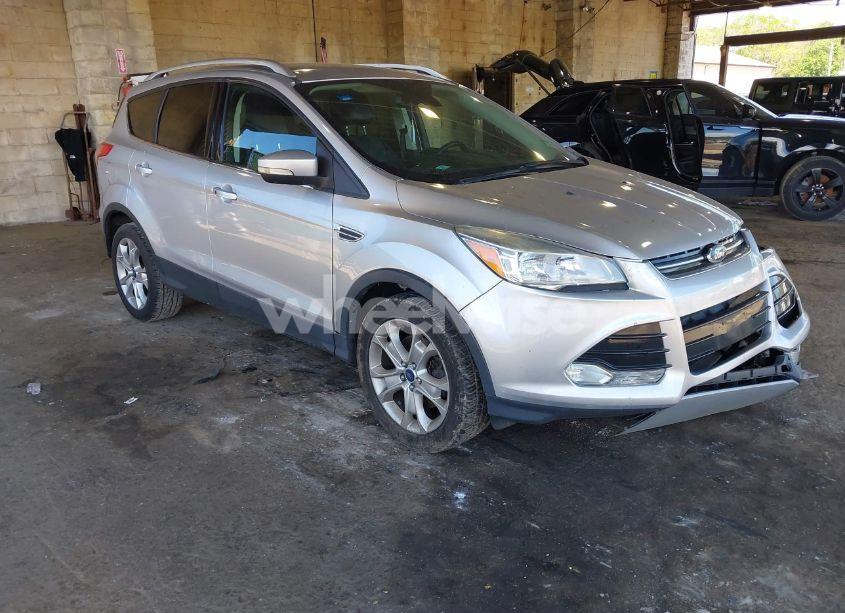 2016 Ford Escape TITANIUM (VIN 1FMCU9JX3GUB75889) main photo