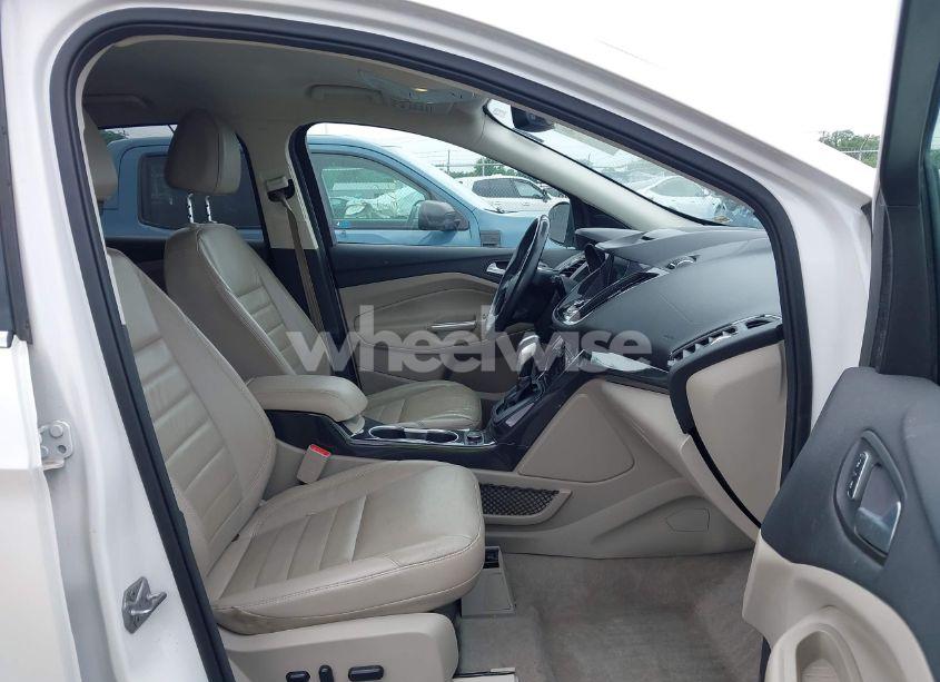 Photo 5 of 2016 Ford Escape TITANIUM (VIN 1FMCU9JX4GUB72080)