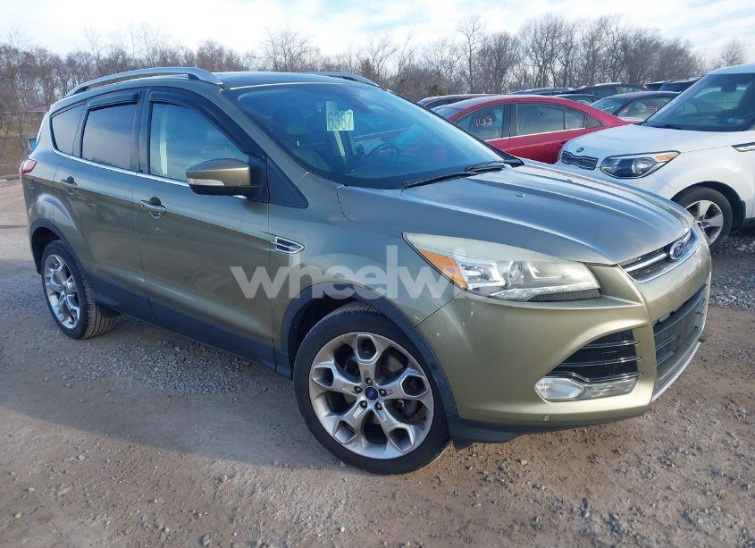 2014 Ford Escape TITANIUM (VIN 1FMCU9JX5EUA18944) main photo