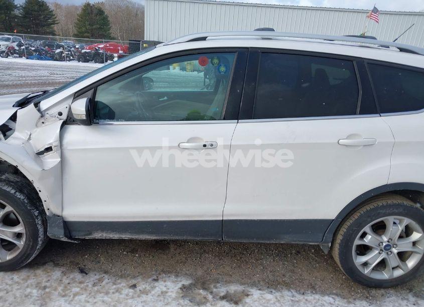 Photo 14 of 2015 Ford Escape TITANIUM (VIN 1FMCU9JX5FUC39218)