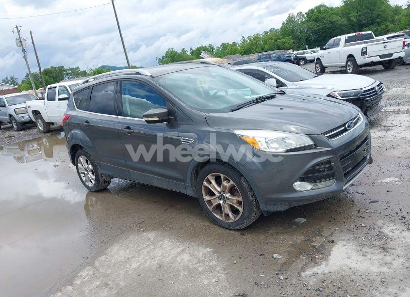 2016 Ford Escape TITANIUM (VIN 1FMCU9JX5GUB19582) main photo