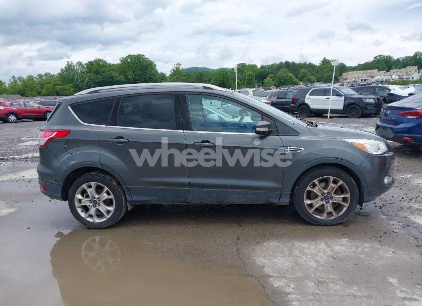 Photo 13 of 2016 Ford Escape TITANIUM (VIN 1FMCU9JX5GUB19582)