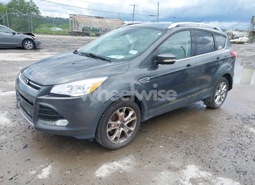 Photo 2 of 2016 Ford Escape TITANIUM (VIN 1FMCU9JX5GUB19582)