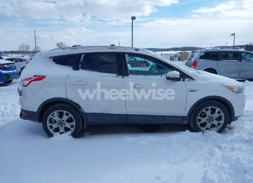 Photo 13 of 2016 Ford Escape TITANIUM (VIN 1FMCU9JX5GUB79006)