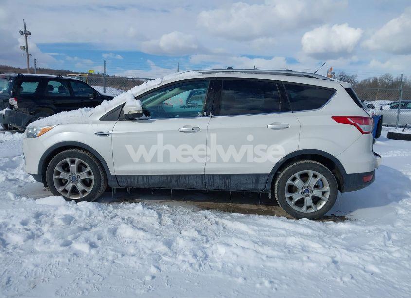 Photo 14 of 2016 Ford Escape TITANIUM (VIN 1FMCU9JX5GUB79006)