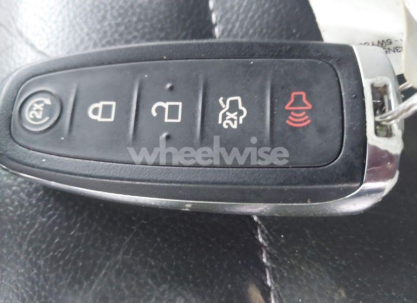 Photo 11 of 2015 Ford Escape TITANIUM (VIN 1FMCU9JX6FUA05685)