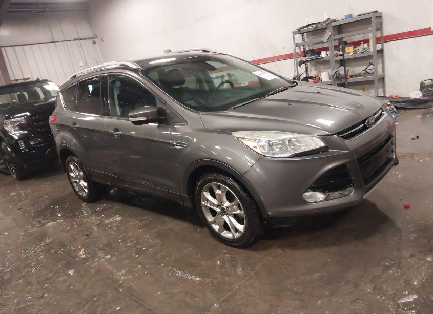 2014 Ford Escape TITANIUM (VIN 1FMCU9JX7EUB62186) main photo