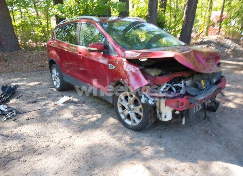 2014 Ford Escape TITANIUM (VIN 1FMCU9JX7EUB68165) main photo