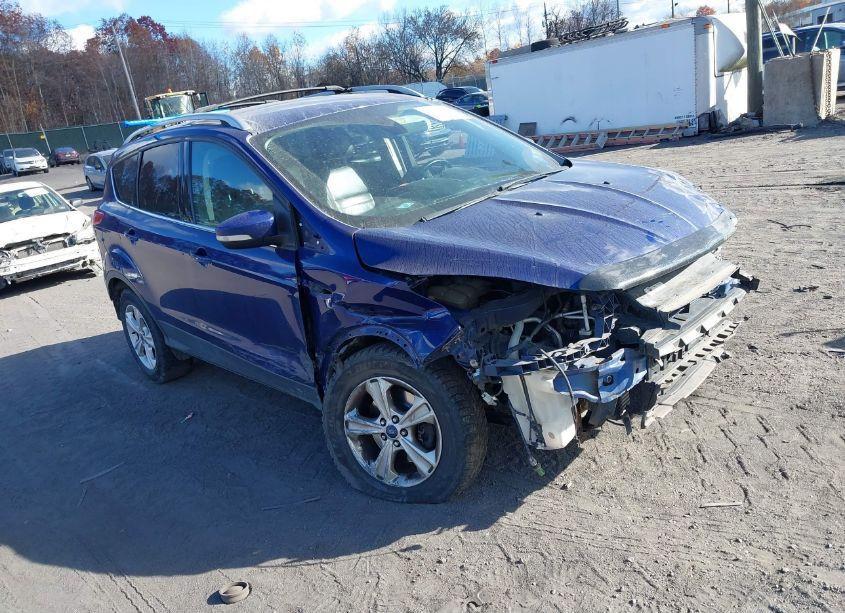 2015 Ford Escape TITANIUM (VIN 1FMCU9JX7FUB10350) main photo