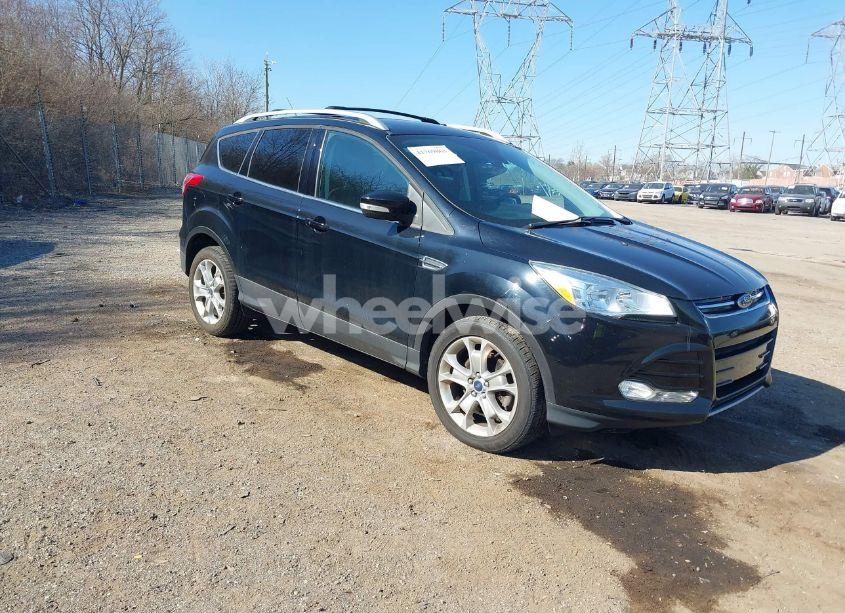 2016 Ford Escape TITANIUM (VIN 1FMCU9JX7GUB51174) main photo