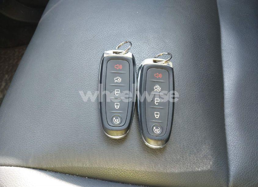 Photo 11 of 2016 Ford Escape TITANIUM (VIN 1FMCU9JX7GUB51174)