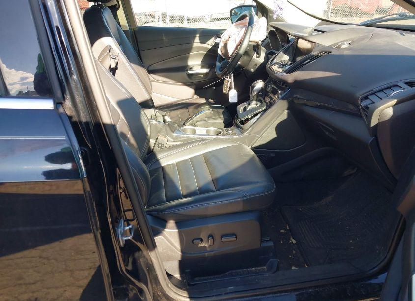 Photo 5 of 2016 Ford Escape TITANIUM (VIN 1FMCU9JX9GUB10366)