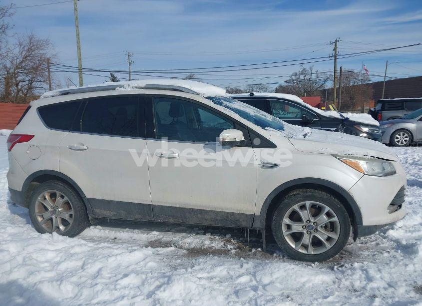 Photo 13 of 2016 Ford Escape TITANIUM (VIN 1FMCU9JX9GUC55049)