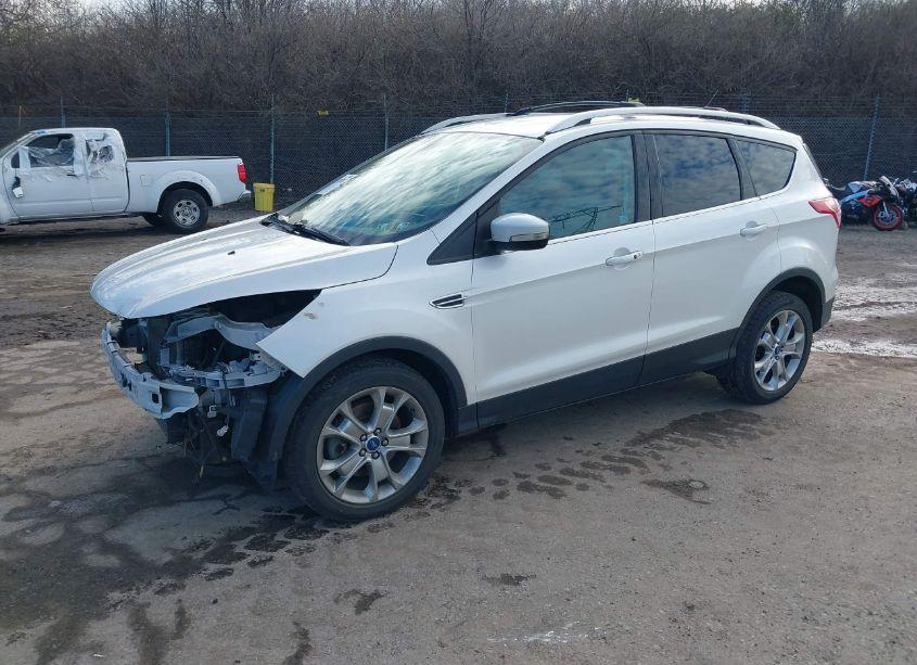Photo 2 of 2014 Ford Escape TITANIUM (VIN 1FMCU9JXXEUA81070)