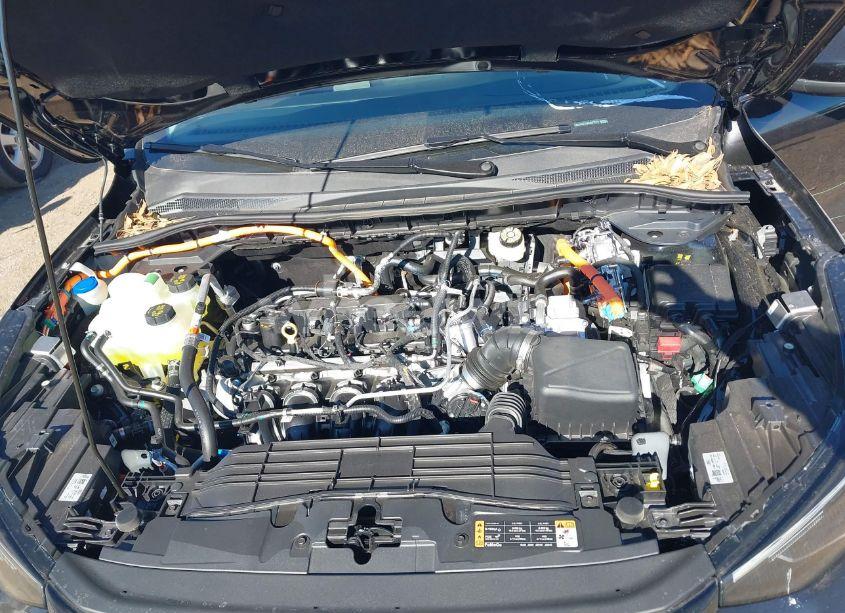 Photo 10 of 2024 Ford Escape PLATINUM (VIN 1FMCU9JZ6RUB37576)