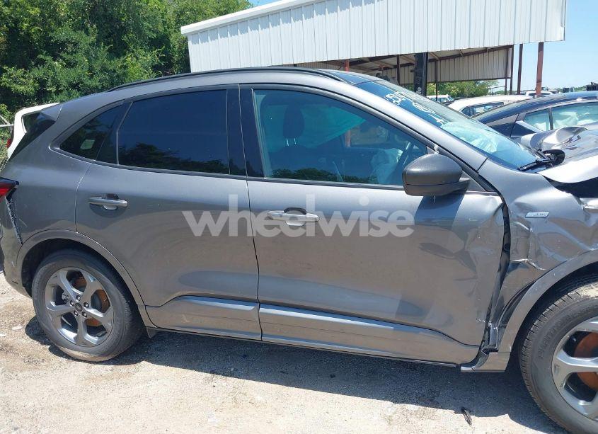 Photo 12 of 2023 Ford Escape ST-LINE (VIN 1FMCU9MN0PUA63044)
