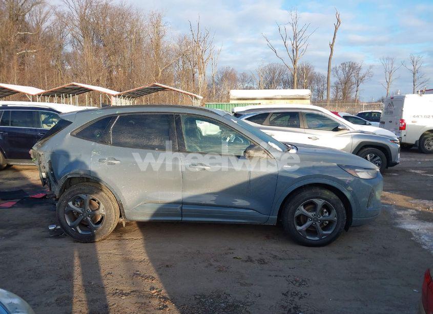 Photo 14 of 2023 Ford Escape ST LINE (VIN 1FMCU9MN0PUA86114)
