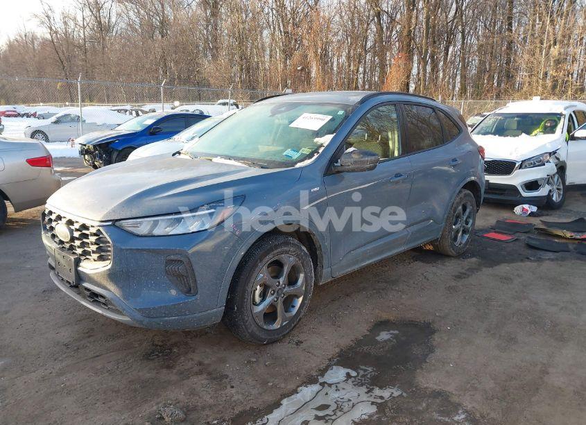 Photo 2 of 2023 Ford Escape ST LINE (VIN 1FMCU9MN0PUA86114)