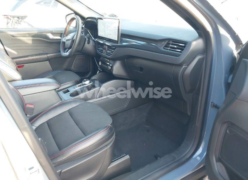 Photo 5 of 2023 Ford Escape ST LINE (VIN 1FMCU9MN0PUA86114)