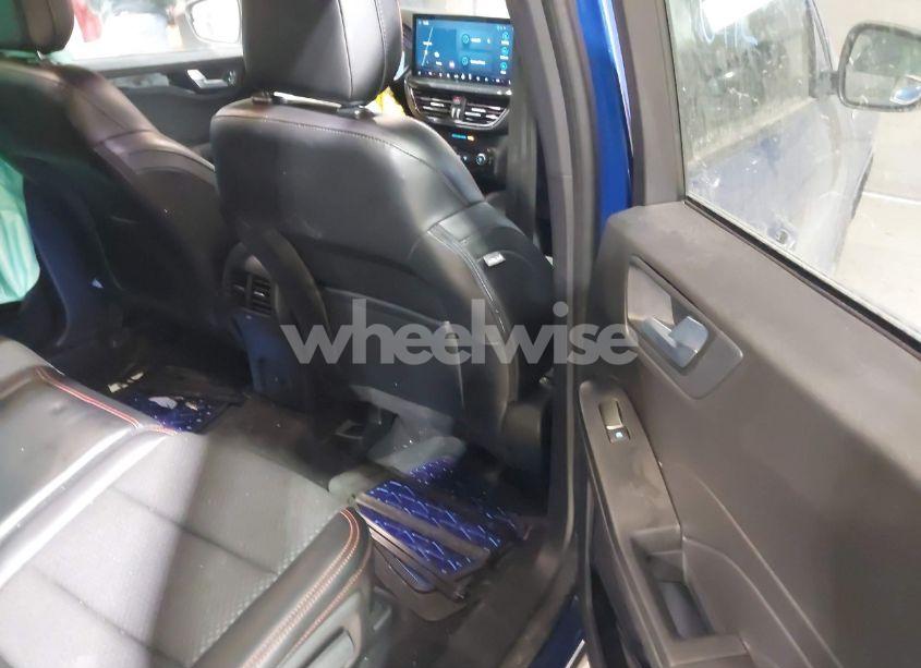 Photo 8 of 2023 Ford Escape ST-LINE (VIN 1FMCU9MN0PUB30158)