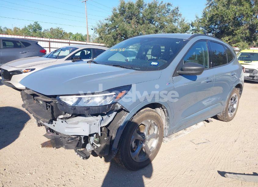 Photo 2 of 2023 Ford Escape ST-LINE (VIN 1FMCU9MN0PUB47901)